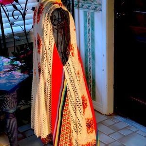 Sleeveless colorful light and comfortable size small.